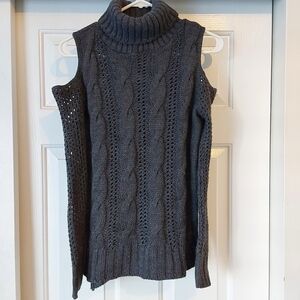 Womens Petite Size Small Sweater Gray Cold Shoulder American Eagle Outfitters